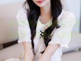 秀人网 – 狐小妖Baby新图包上线，这女友妆、这摆姿，真是让人惊掉下巴。