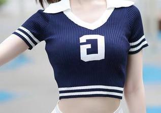 秀人网 – 套图剖析：陆萱萱cecillia的短裙，看来我们今天又要讨论一阵了。