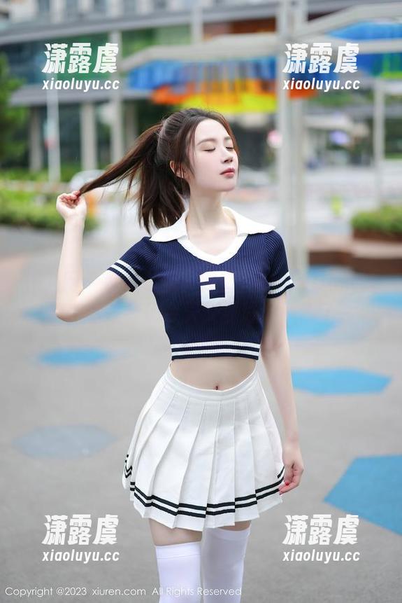 秀人网-陆萱萱cecillia 秀人网 - 套图剖析:陆萱萱cecillia的短裙,看来我们今天又要讨论一阵了。