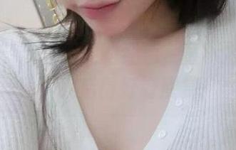 微密圈 – 欲罢不能的红色，童小芯的美图，下载后得好好欣赏！