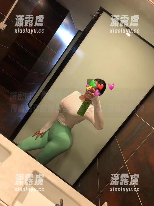 童小芯 微密圈 - 原图现身,究竟童小芯的美脚如何点燃你的想象?图册放在这里等你翻牌