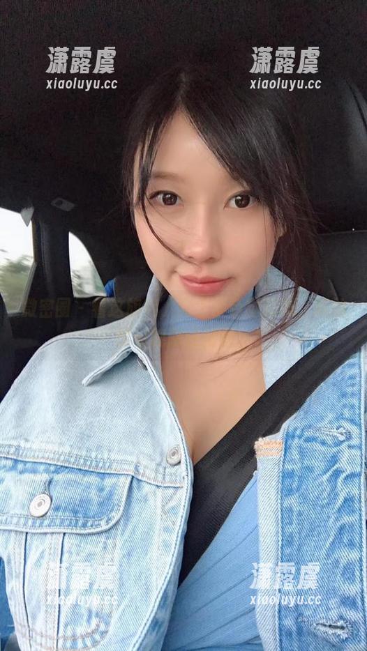 紫色哒豚豚 微密圈 - 看这旗袍,配上紫色哒豚豚,真的比电视剧还精彩。