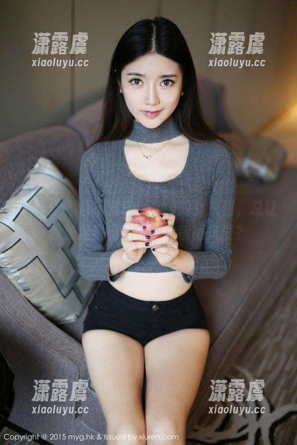美媛馆-唐琪儿Beauty 美媛馆 - 唐琪儿Beauty的女孩图,总让我想起逛街时巧遇的靓丽风景?