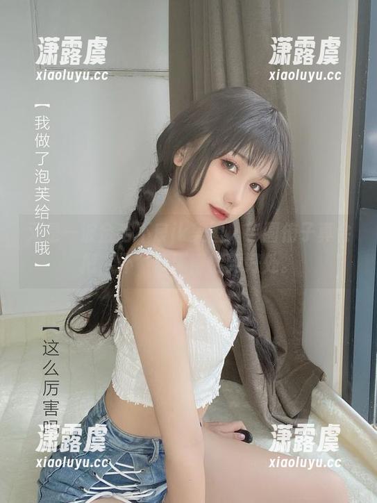 又是一波金毛不良jk美图，芋圆侑子真会把“坏”演绎得恰到好处。