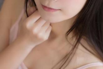 菠萝社 – 柳侑绮Sevenbaby私房图集：这一瞬间定义了“女友”