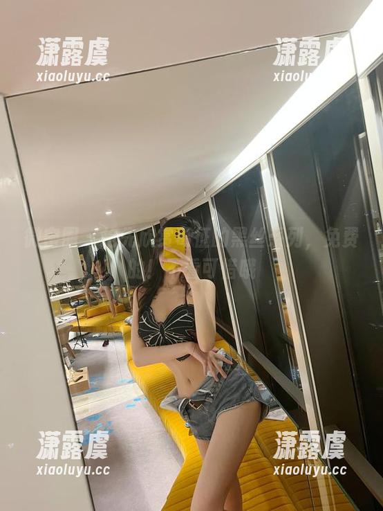 葛征 微密圈 - 抢先欣赏葛征的黑丝系列,免费的!不看可惜哦