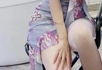 微密圈 – 写真不止于肤浅，来瞧瞧葛征的粉色长裙，一来就被这色调迷住了！