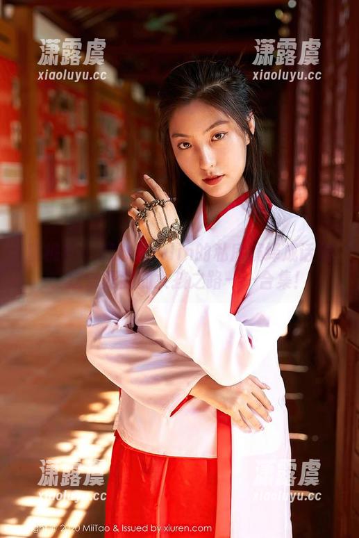 蜜桃社-琳琳ailin 蜜桃社 - 把琳琳ailin的私房演绎成话剧:这才是我的女孩之路——合集!