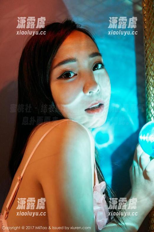 蜜桃社-结衣 蜜桃社 - 结衣的白裙图集,满满的青春气息扑面而来,但它肯定不止如此。