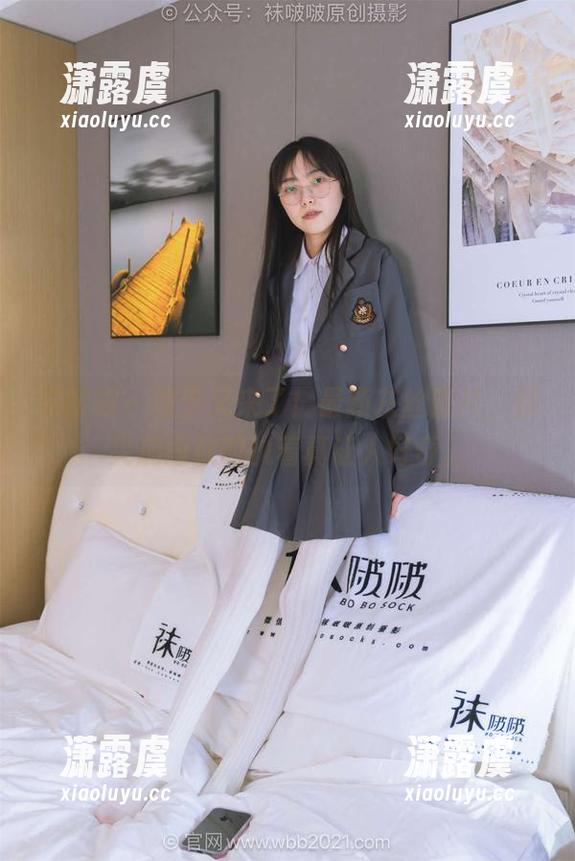 袜啵啵-稚予 袜啵啵 - 稚予又来了!最新灰丝照片,脚尖加固款的执着真让人好奇。