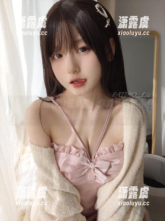 迷之呆梨的办公室美图：你能认出这不是摄影展吗？