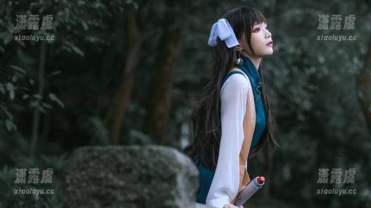 铁打萌萌_moi 拖着懒洋洋的姿态,铁打萌萌_moi的秘书图库等着你下载。